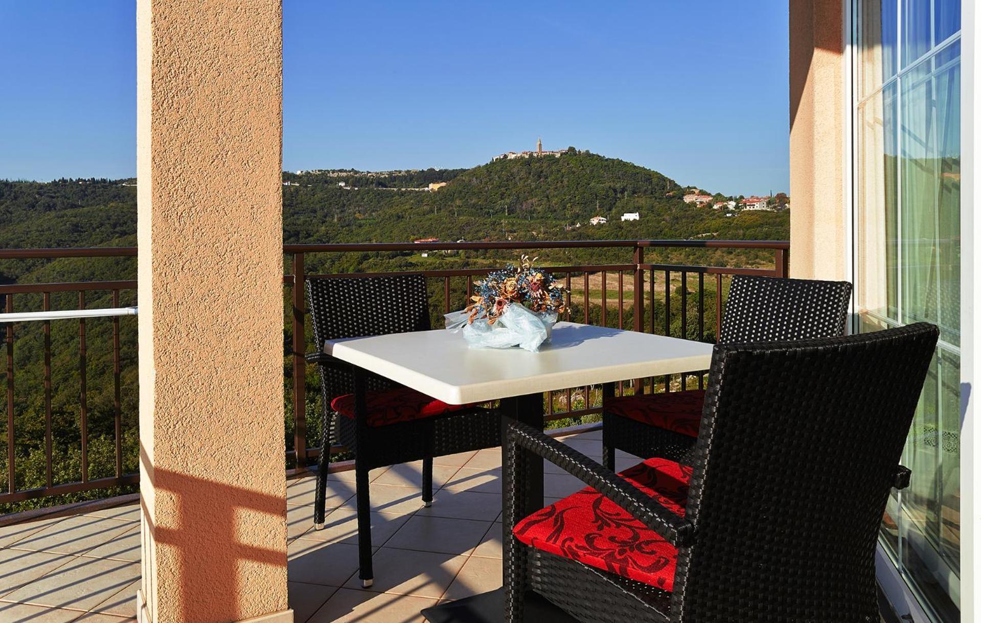 Apartments Villa Venera Лабин Стая снимка